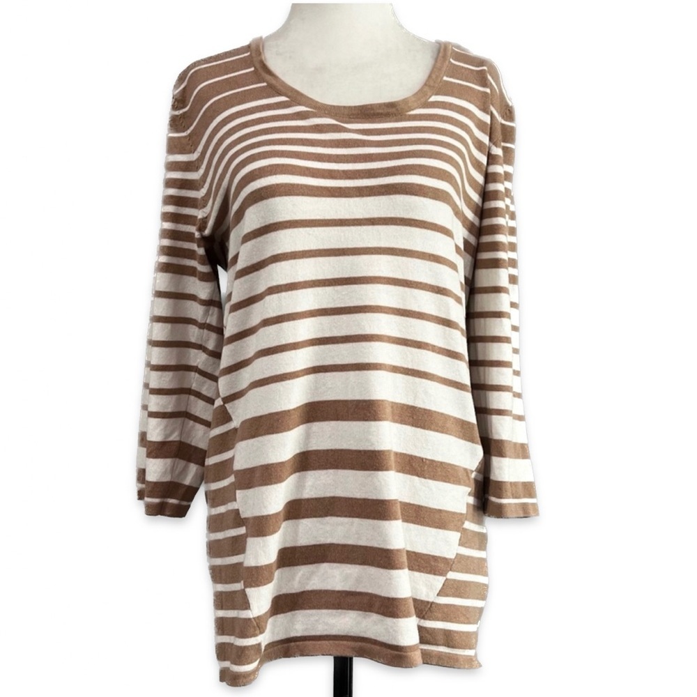 Red Large Striped 3/4 Sleeve Top